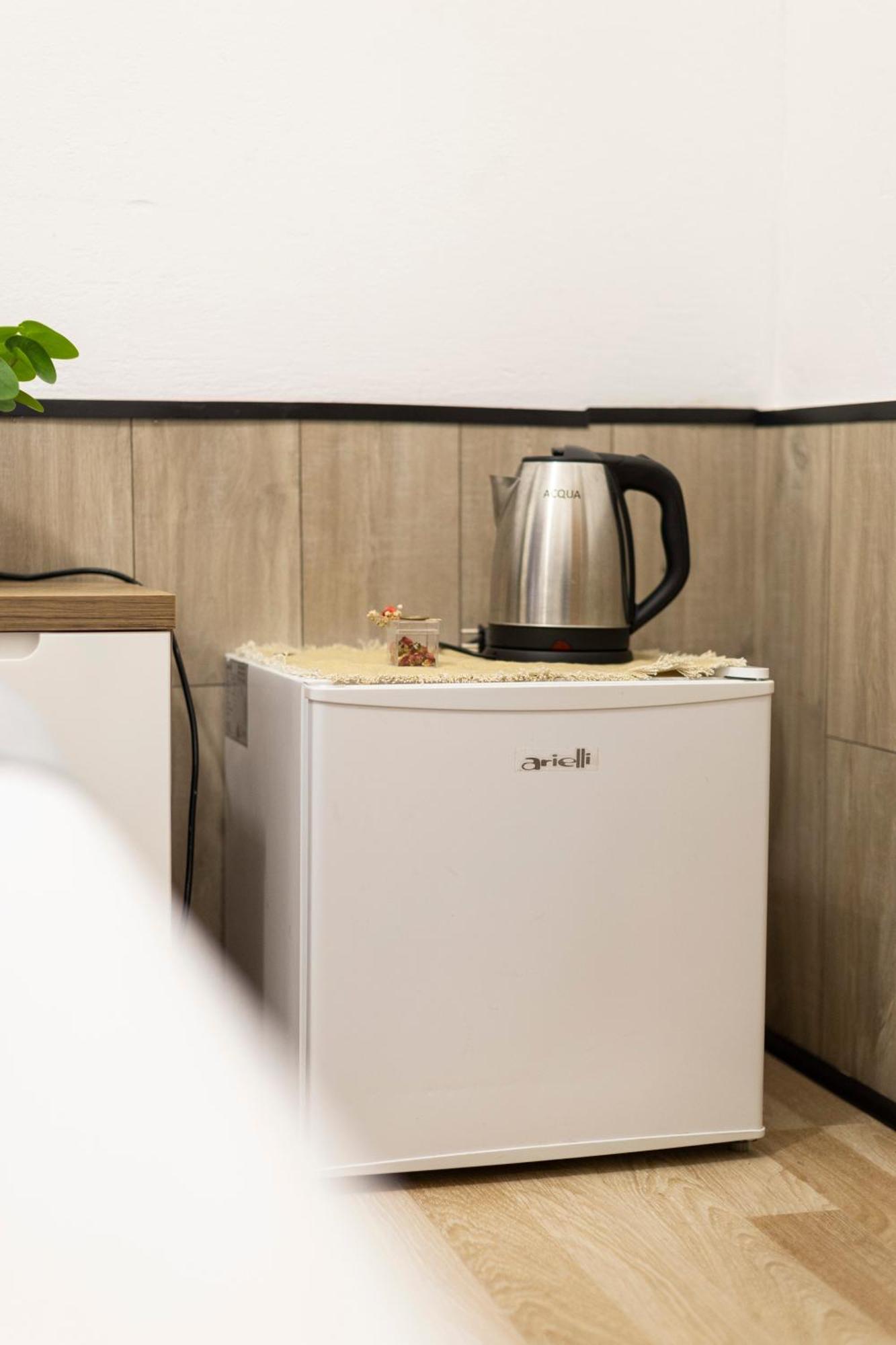 Tiny Cute Studio Near The City Center - 5 Min Walk Tiranë Ngoại thất bức ảnh